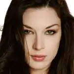  Stoya