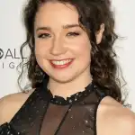 Sarah Steele