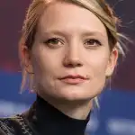 Mia Wasikowska