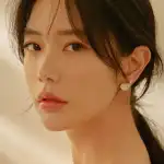 Clara Lee Sung-min