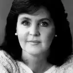 Pauline Collins