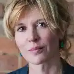 Julia Davis