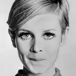  Twiggy