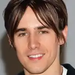 Reeve Carney