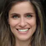 Amanda Peet