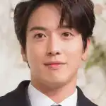 Jung Yong-hwa