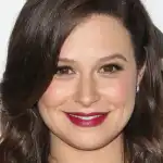 Katie Lowes