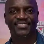  Akon