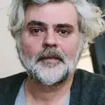 Nikos Karathanos