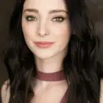 Emma Dumont