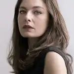 Alexa Davalos