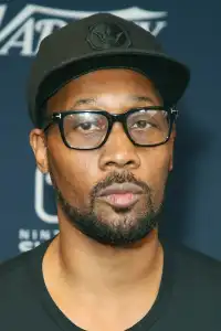  RZA