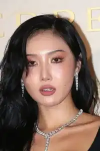  Hwasa