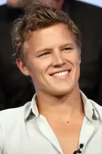 Christopher Egan