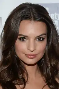 Emily Ratajkowski