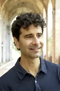 John Cariani