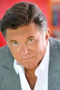 Larry Manetti