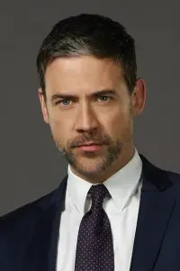 Adam Rayner