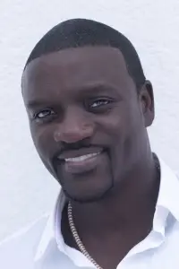  Akon