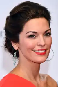 Alana de la Garza