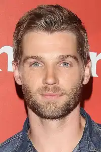 Mike Vogel