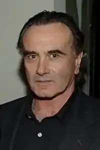 Dan Hedaya