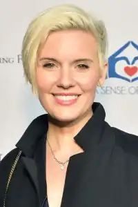 Maggie Grace