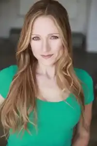 Julie Nathanson