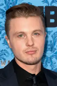 Michael Pitt