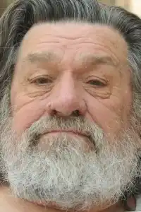 Ricky Tomlinson