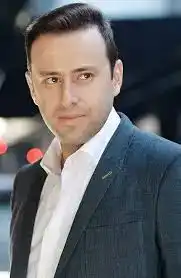 Alex Reznik