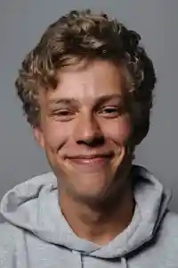 Steinar Klouman Hallert