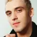  Lauv