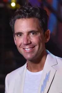  MIKA