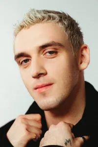  Lauv