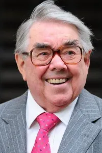 Ronnie Corbett