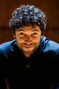 Iván Palomares